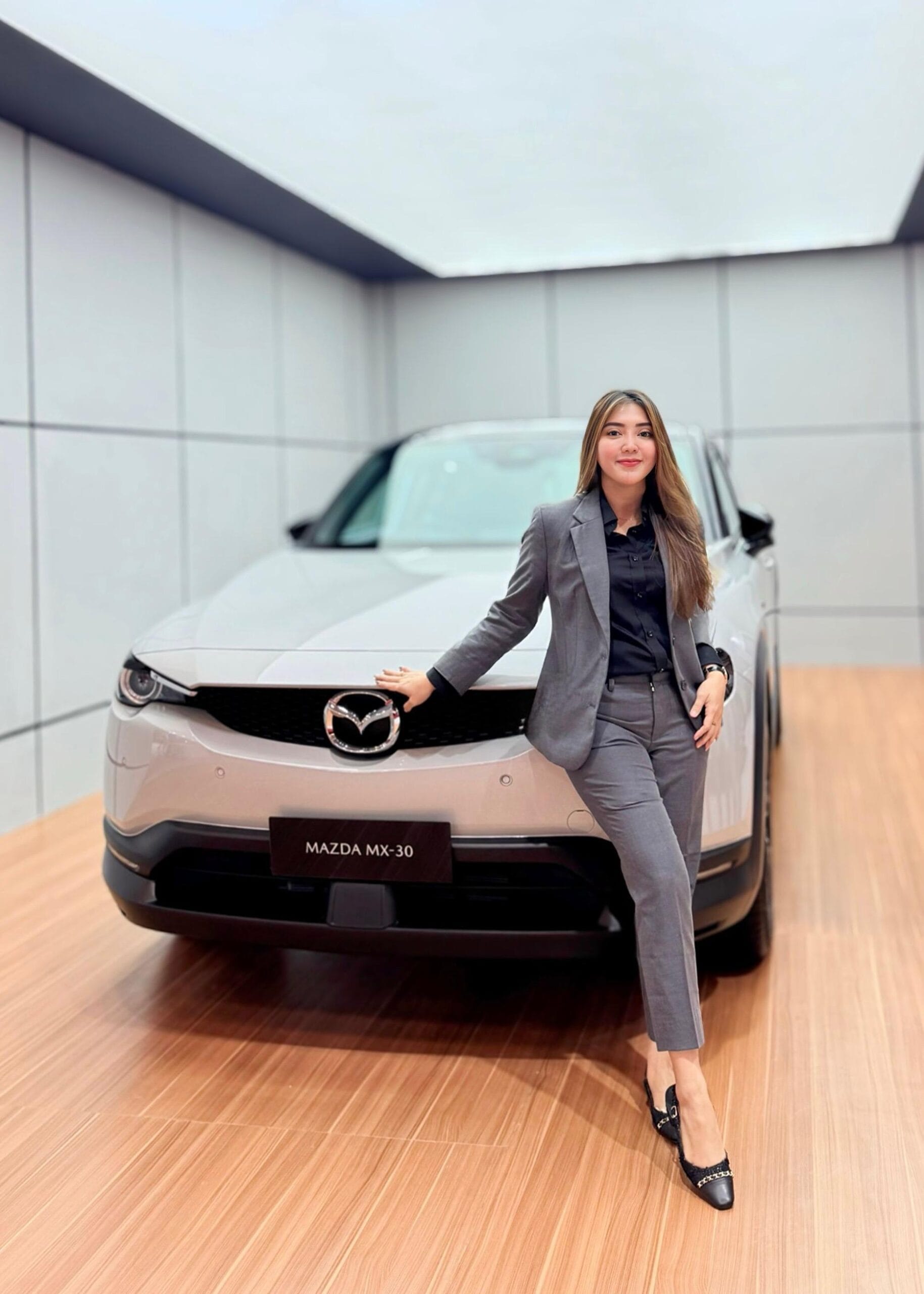 JESICA MAZDA