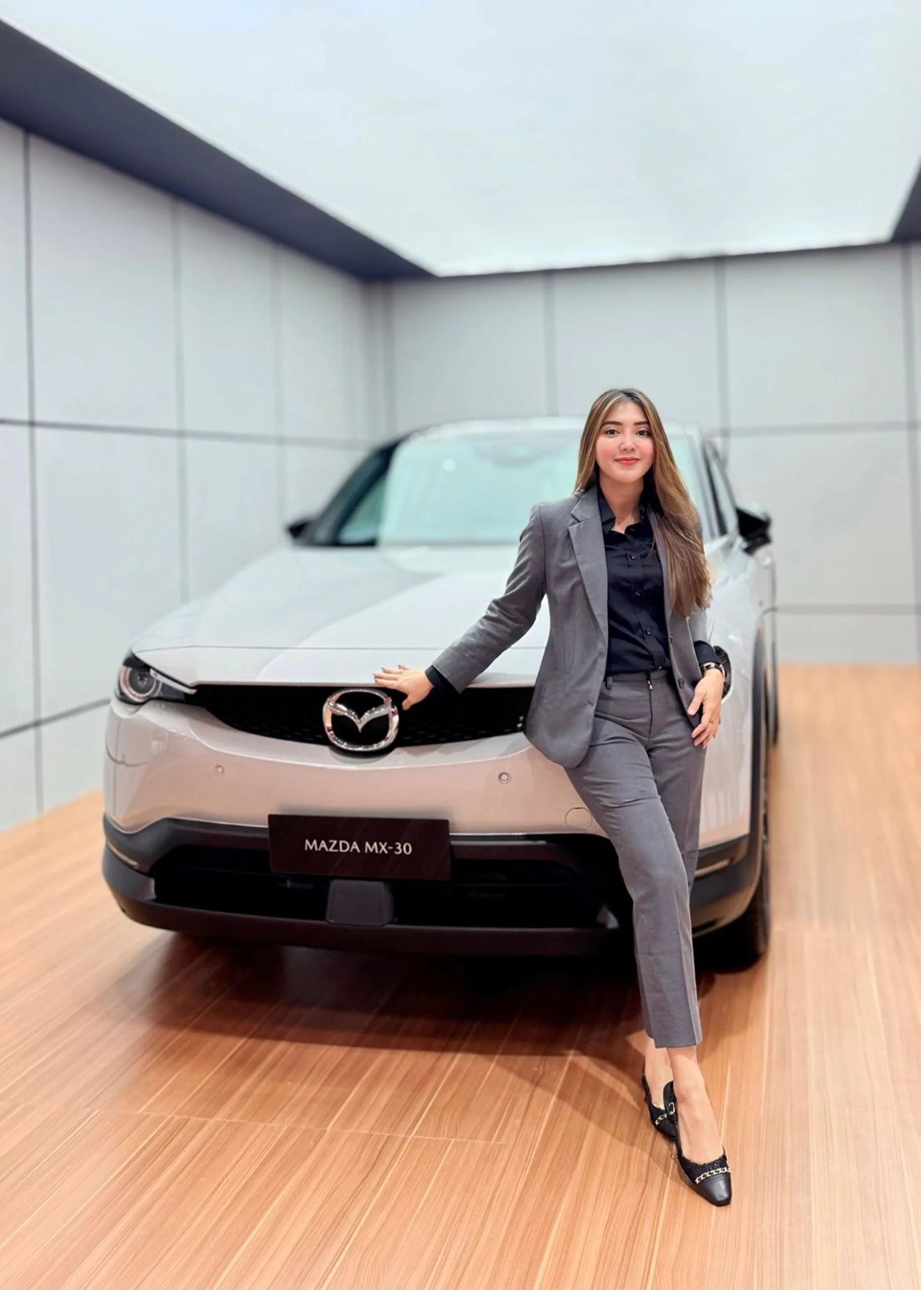 JESICA MAZDA